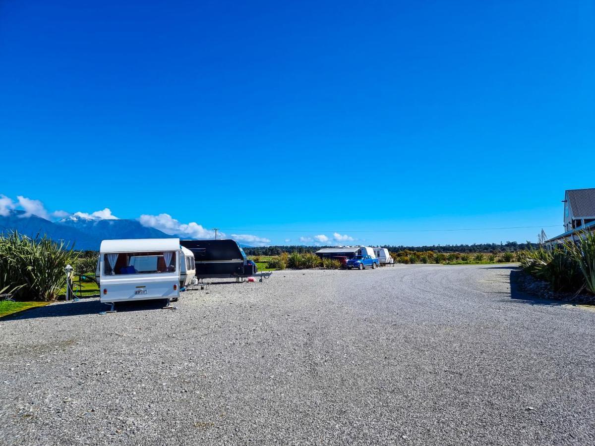 Haast River Motels & Holiday Park Екстер'єр фото