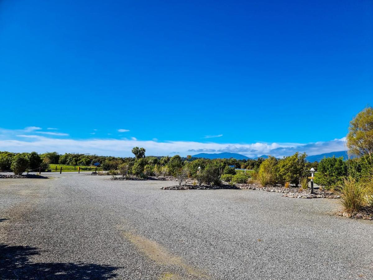 Haast River Motels & Holiday Park Екстер'єр фото