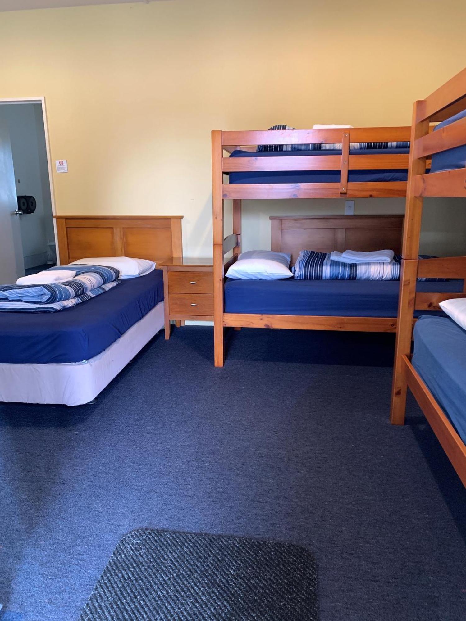 Haast River Motels & Holiday Park Екстер'єр фото