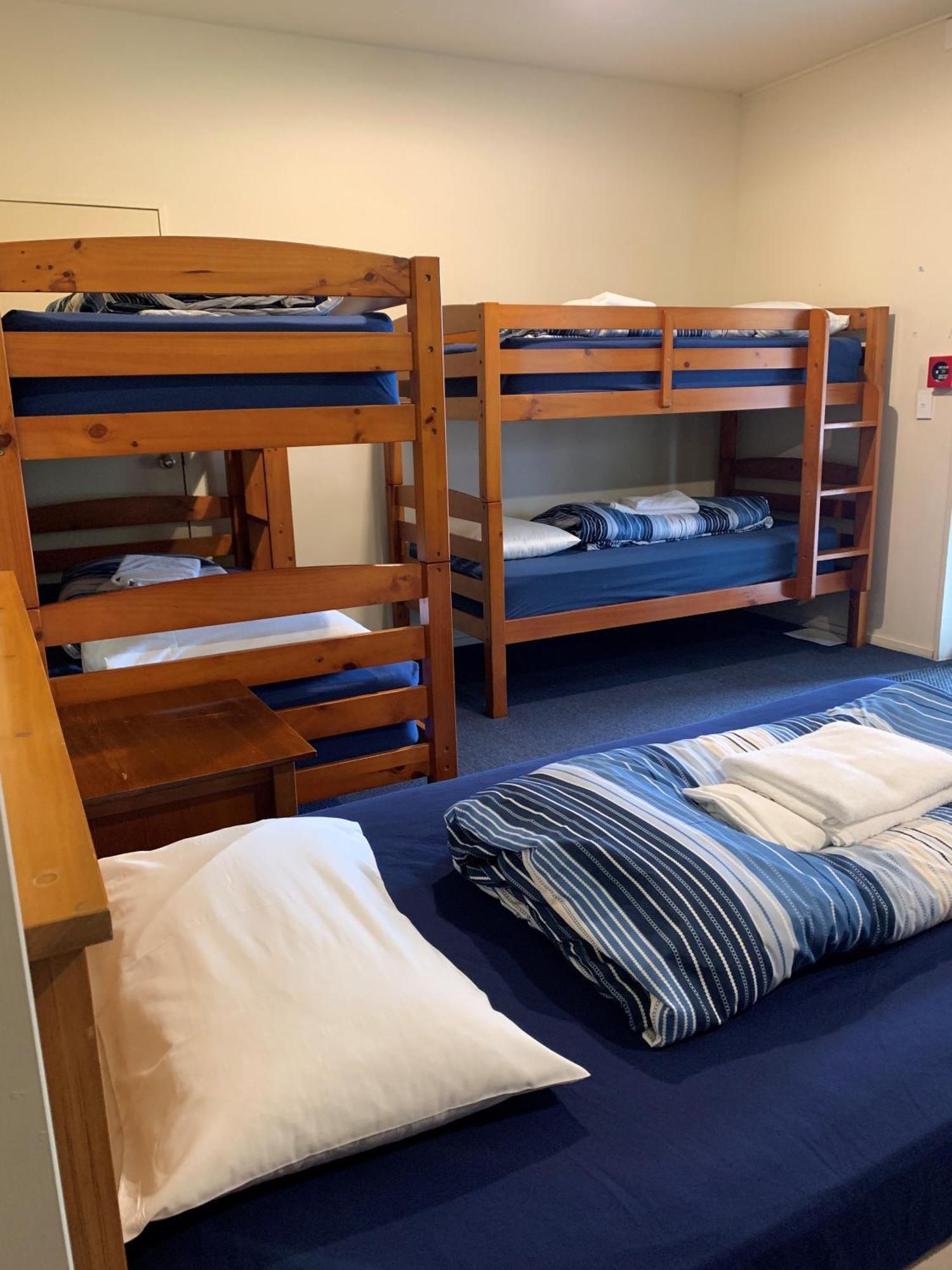 Haast River Motels & Holiday Park Екстер'єр фото