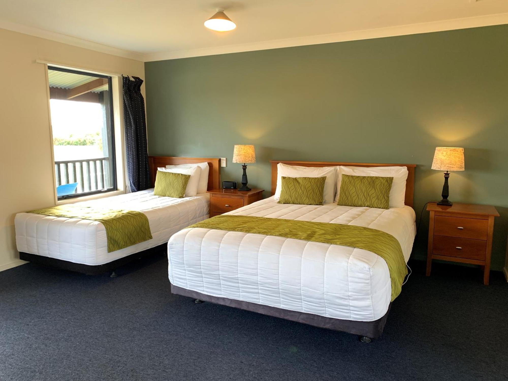 Haast River Motels & Holiday Park Екстер'єр фото