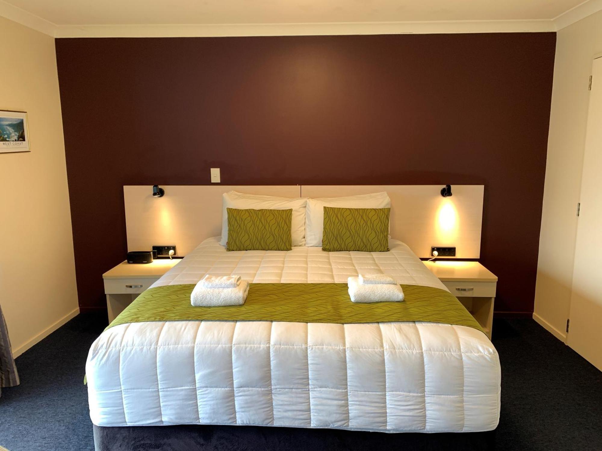 Haast River Motels & Holiday Park Екстер'єр фото