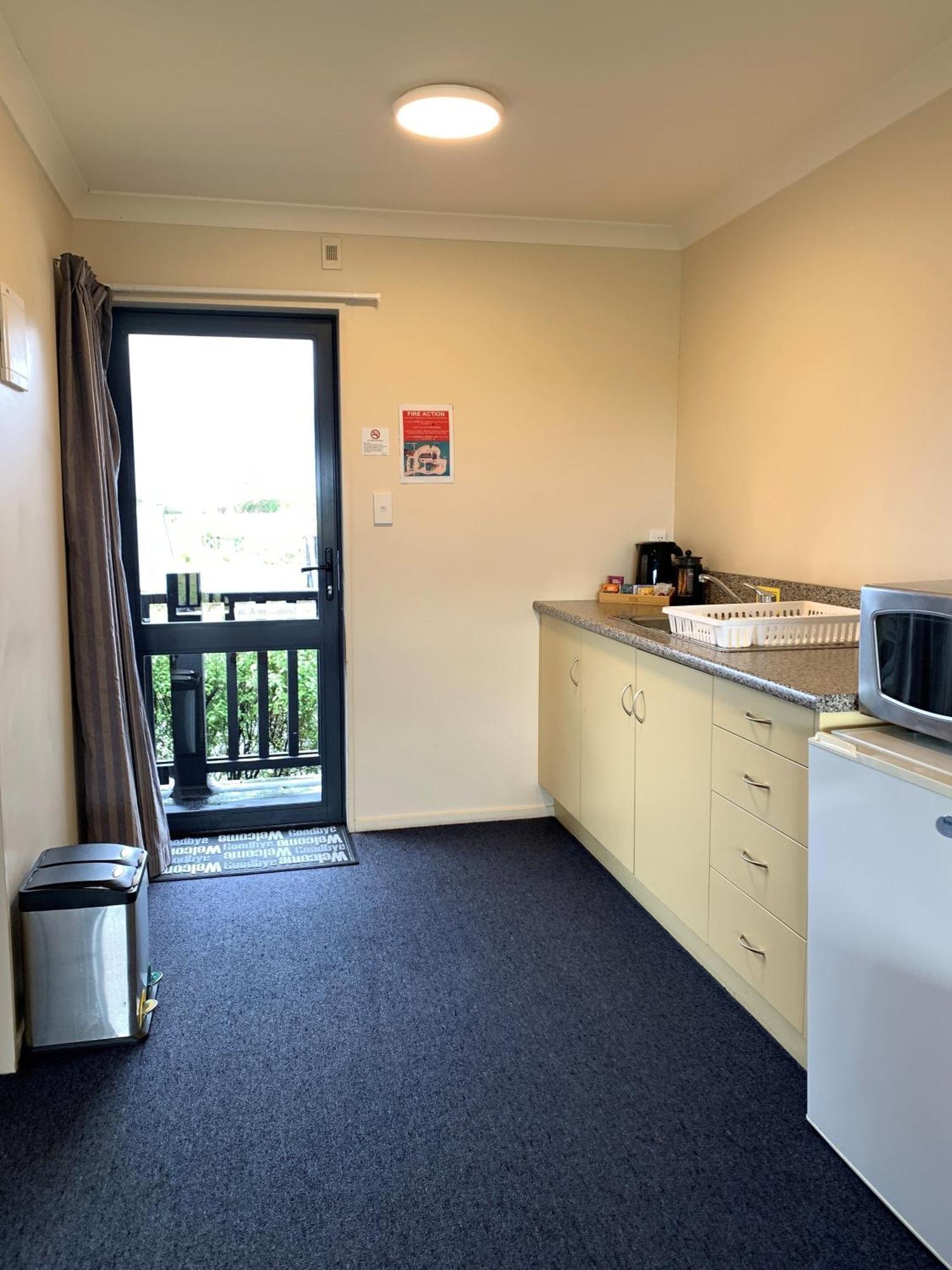 Haast River Motels & Holiday Park Екстер'єр фото