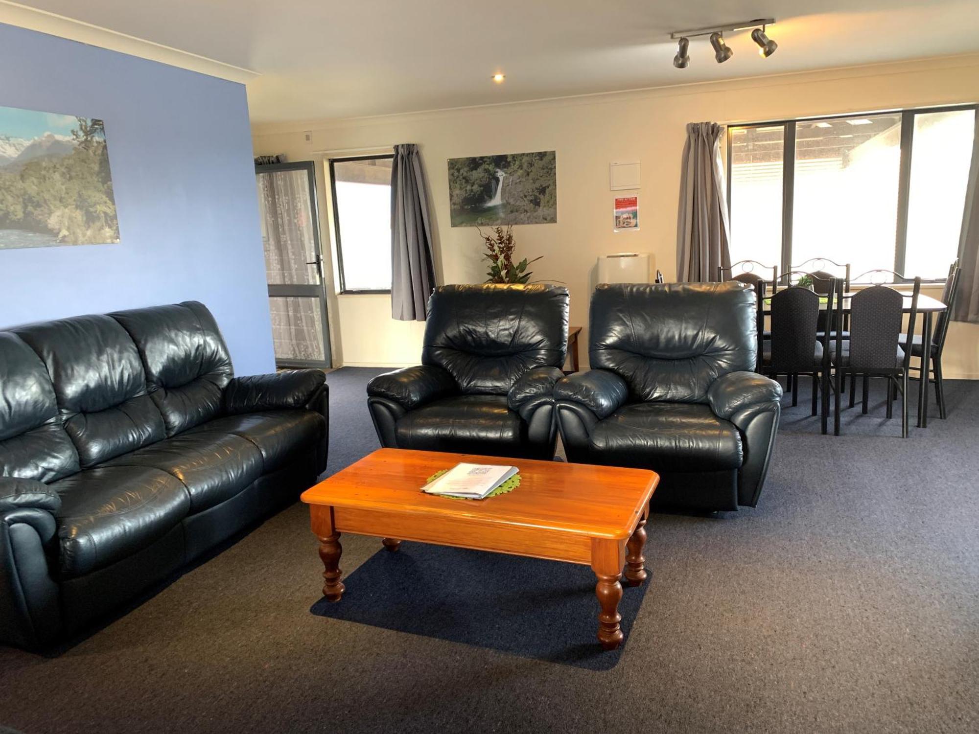 Haast River Motels & Holiday Park Екстер'єр фото