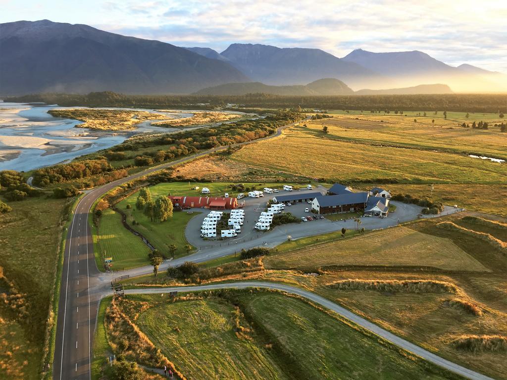 Haast River Motels & Holiday Park Екстер'єр фото