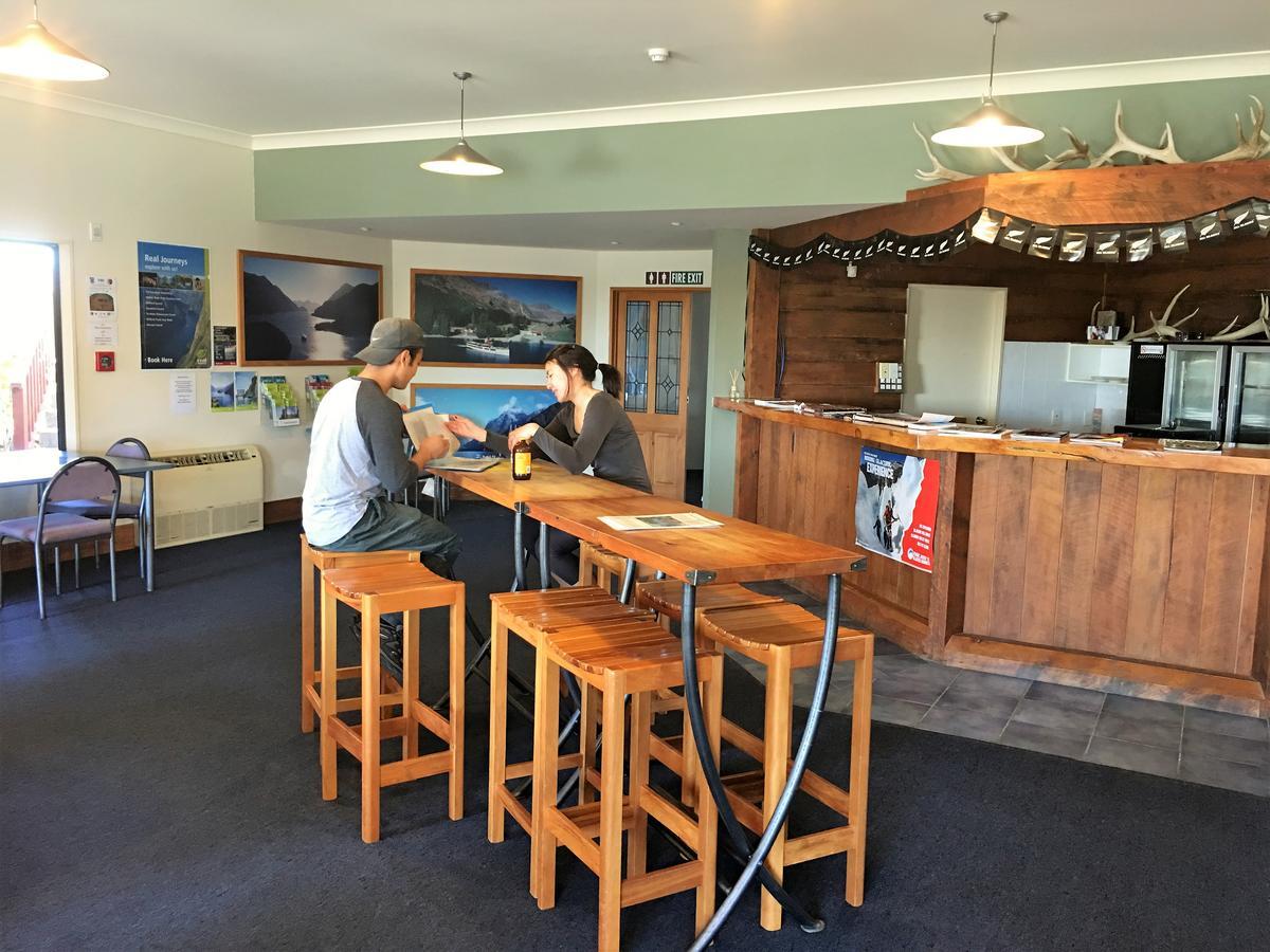 Haast River Motels & Holiday Park Екстер'єр фото